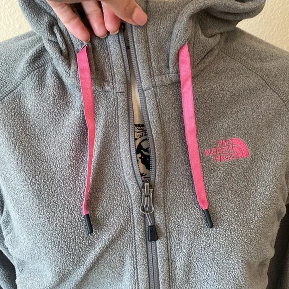 The North Face gray zipup fleece sweatshirt - Picture 4 of 7